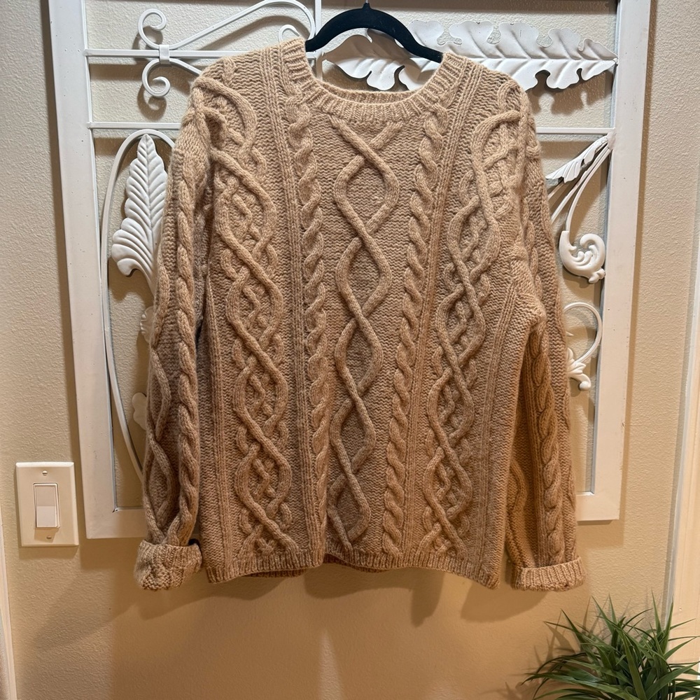 Chelsea Cambell Charter Club Cable 100% Wool Knit Tan Pullover Crewneck Sweater